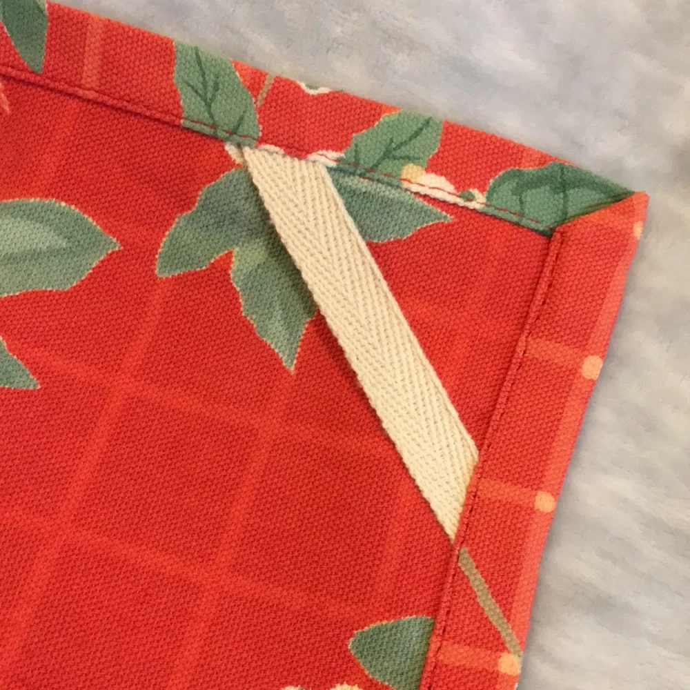 Crate &Barrel Red Hollyberry Kitchen Towel Resale Fair Condition Cotton 27.5x20”
